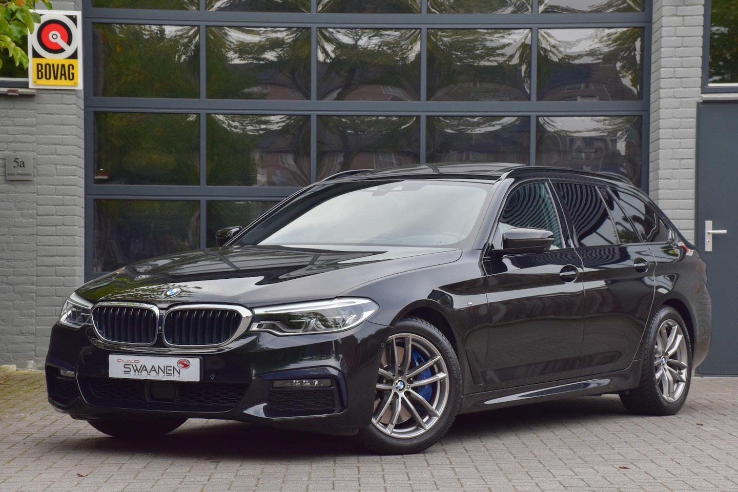 BMW 5-serie Touring - 540i xDrive High Executive 540i xDrive High Executive - AutoWereld.nl
