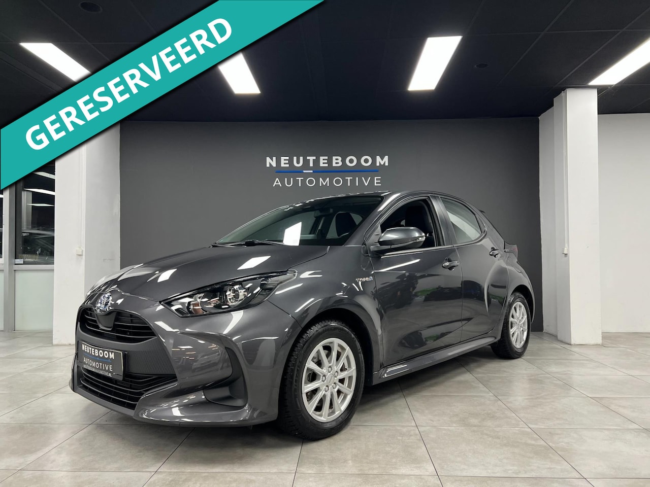 Toyota Yaris - 1.5 Hybrid | Carplay | Camera | Cruise | Lane | - AutoWereld.nl
