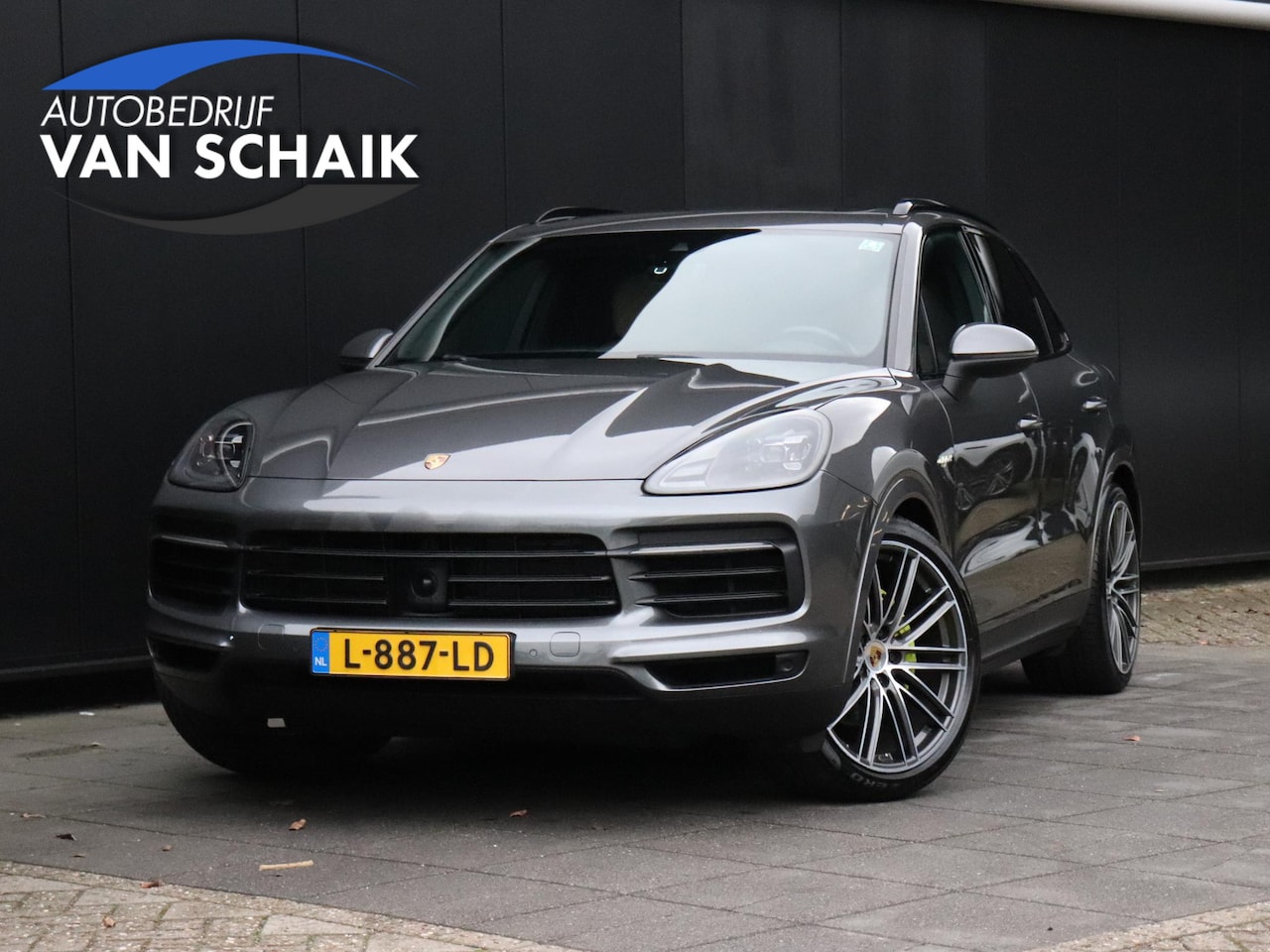 Porsche Cayenne - 3.0 E-Hybrid | LEDER | PANO-DAK | BOSE | LUCHTVERING | SPORTCHRONO | CAMERA | NAVI | STOEL - AutoWereld.nl