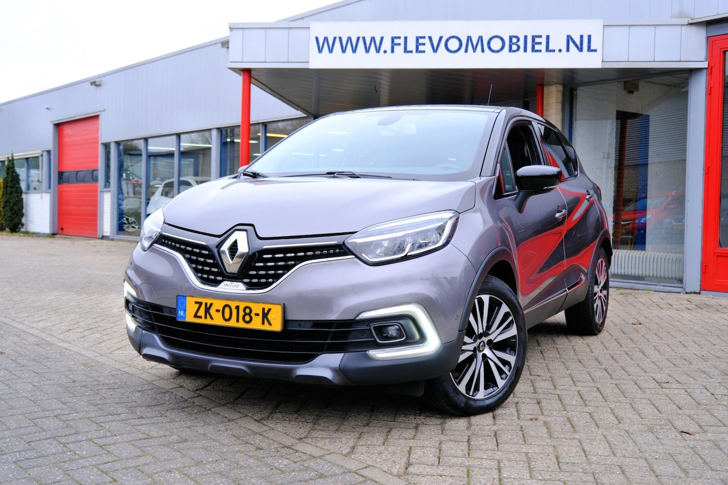 Renault Captur - 1.3 TCe Initiale Paris Aut. Leder|Navi|Cam|Parkassist|LMV - AutoWereld.nl