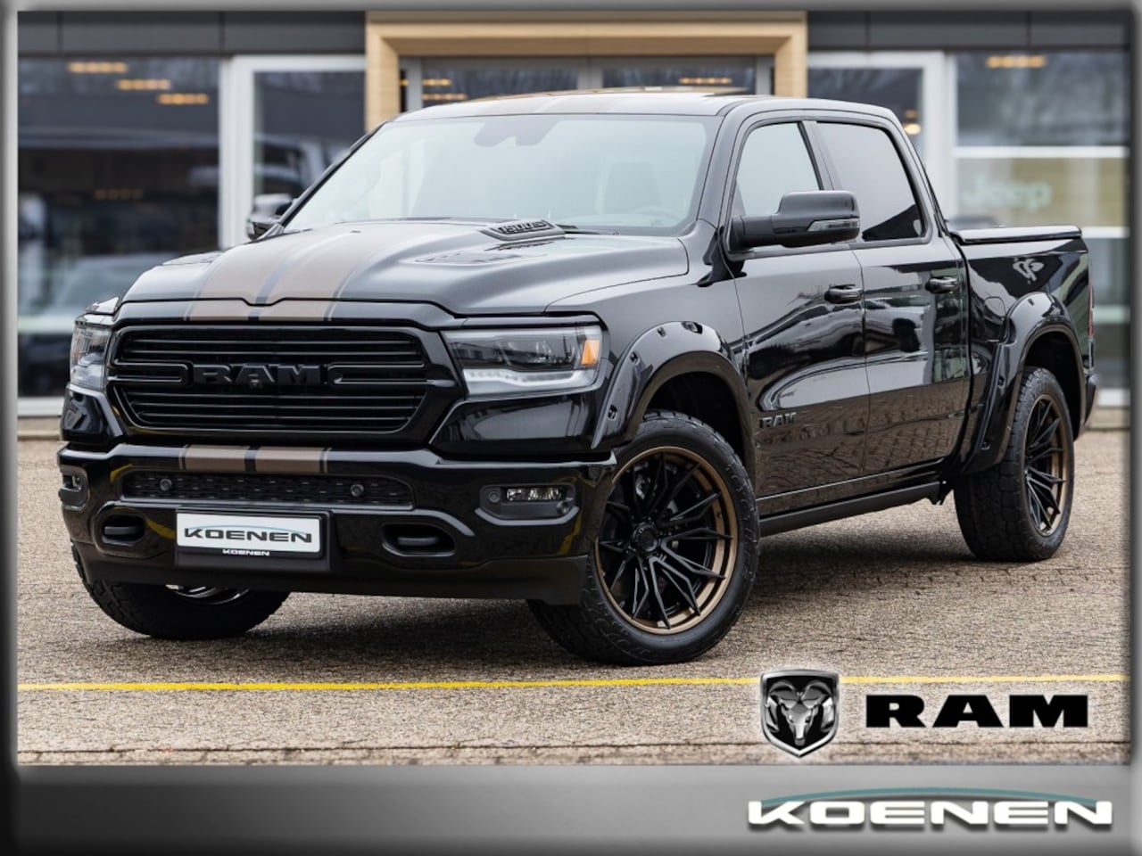 Dodge Ram Pick Up - 5.7 V8 4x4 Aut. Laramie LPG G3 / Fuel Mutiny velgen / Striping / Buschwackers - AutoWereld.nl