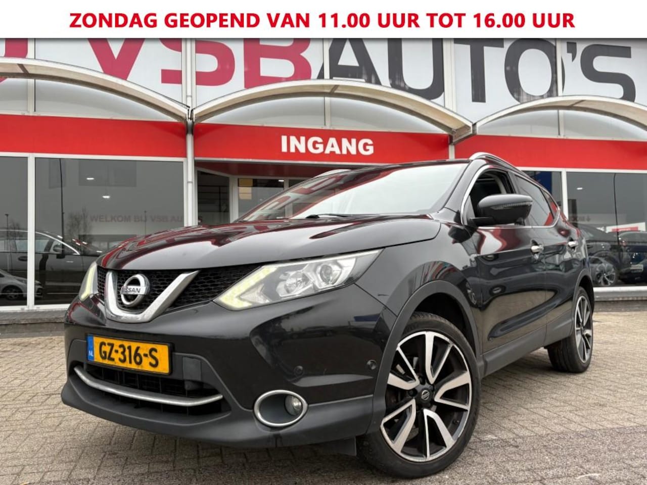 Nissan Qashqai - 1.5 DCI TEKNA LEER PANO-DAK NAVIGATIE CAMERA TREKHAAK AIRCO LMV PDC - AutoWereld.nl