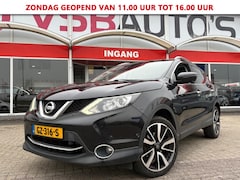 Nissan Qashqai - 1.5 DCI TEKNA LEER PANO-DAK NAVIGATIE CAMERA TREKHAAK AIRCO LMV PDC