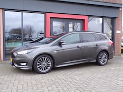 Ford Focus Wagon - 1.0 ST-Line Automaat Stoelverw. Trekhaak PDC