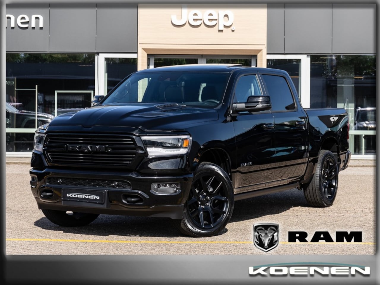Dodge Ram Pick Up - 5.7 V8 4x4 Aut. Laramie Sport Automaat LPG G3/ PANO/ LEER/ LPG/NIGHT - AutoWereld.nl