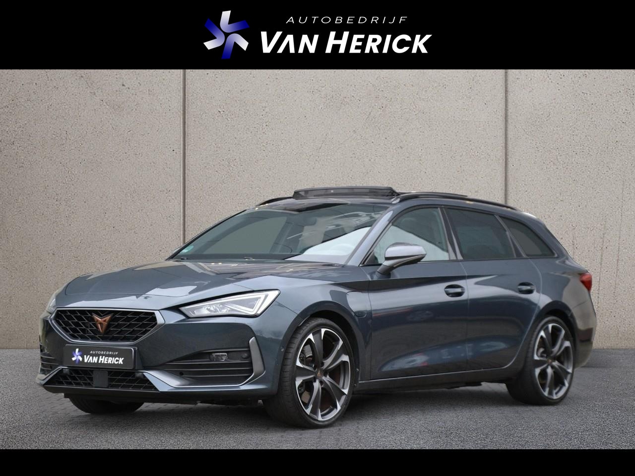 CUPRA Leon Sportstourer - 1.4 e-Hybrid VZ Performance 245PK | Panoramadak | ACC | Achteruitrijcamera - AutoWereld.nl