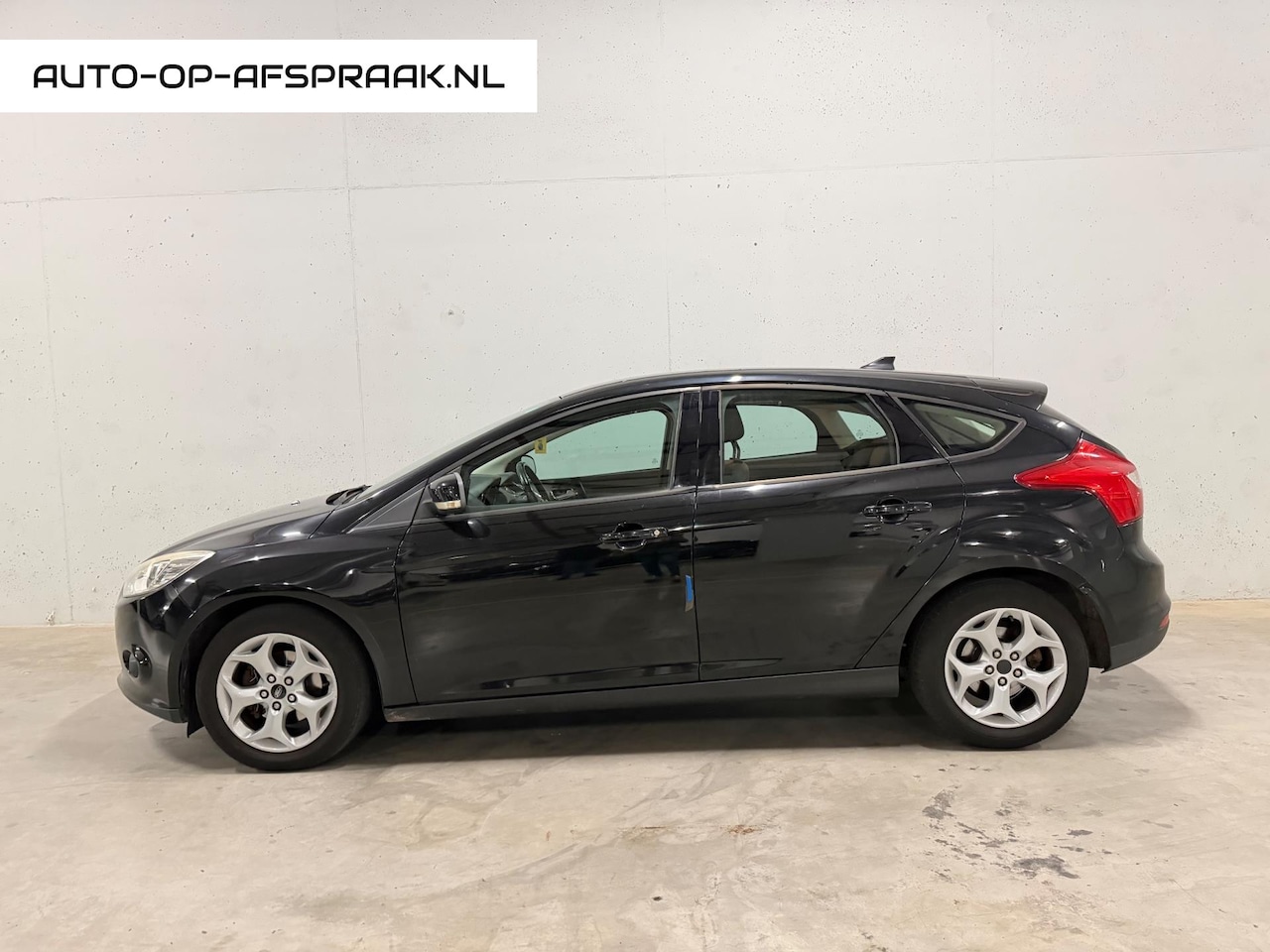 Ford Focus - 1.0 EcoBoost Titanium Cruise Clima APK NAP - AutoWereld.nl