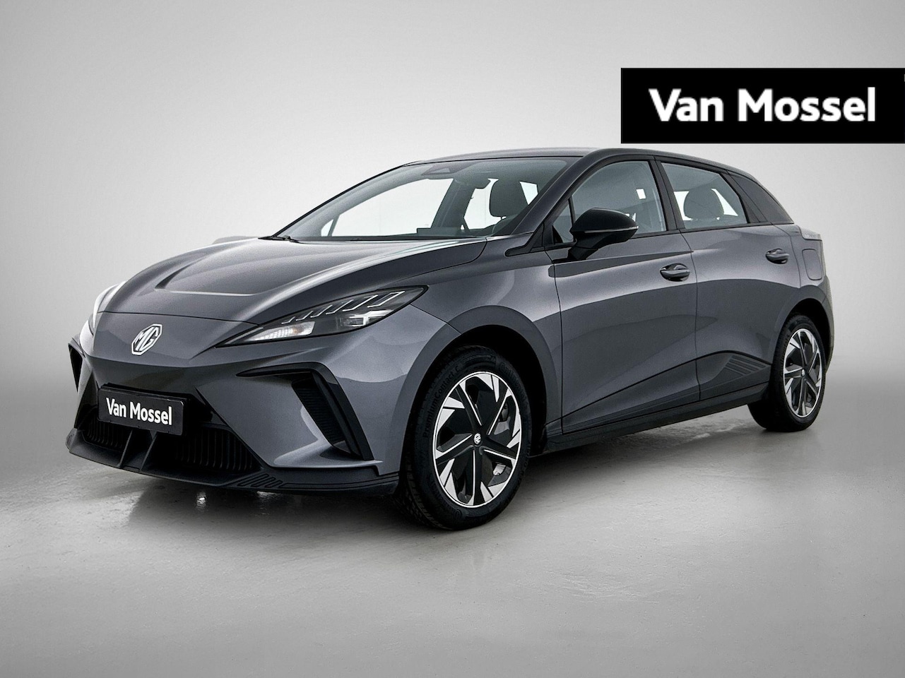 MG MG4 - 51 kWh Standard | WLTP 350 KM | Apple carplay/ Android Auto | ACC | ECC | PDC | LMV | Led - AutoWereld.nl