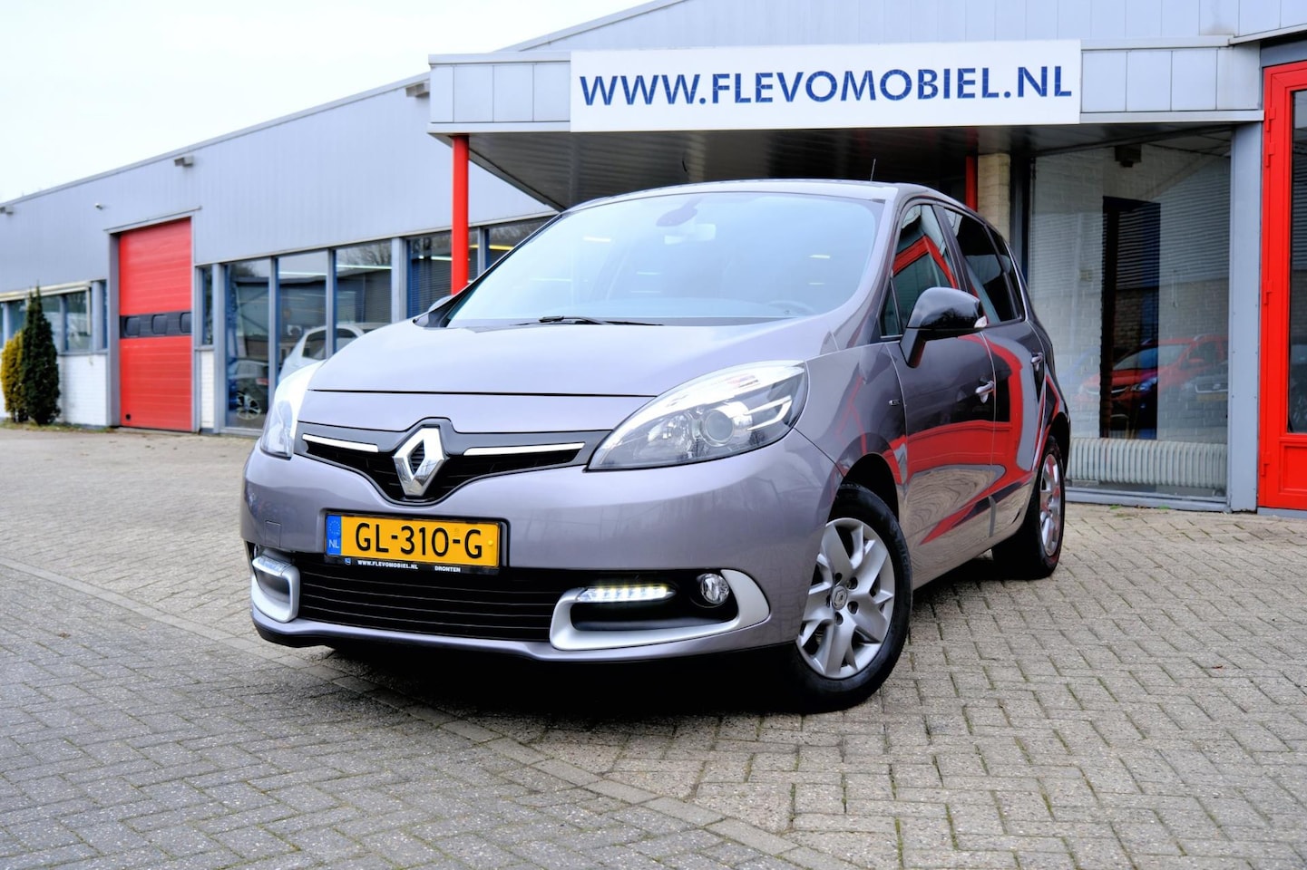 Renault Scénic - 1.2 TCe Limited *88.330km!* Navi|Clima|Cruise - AutoWereld.nl