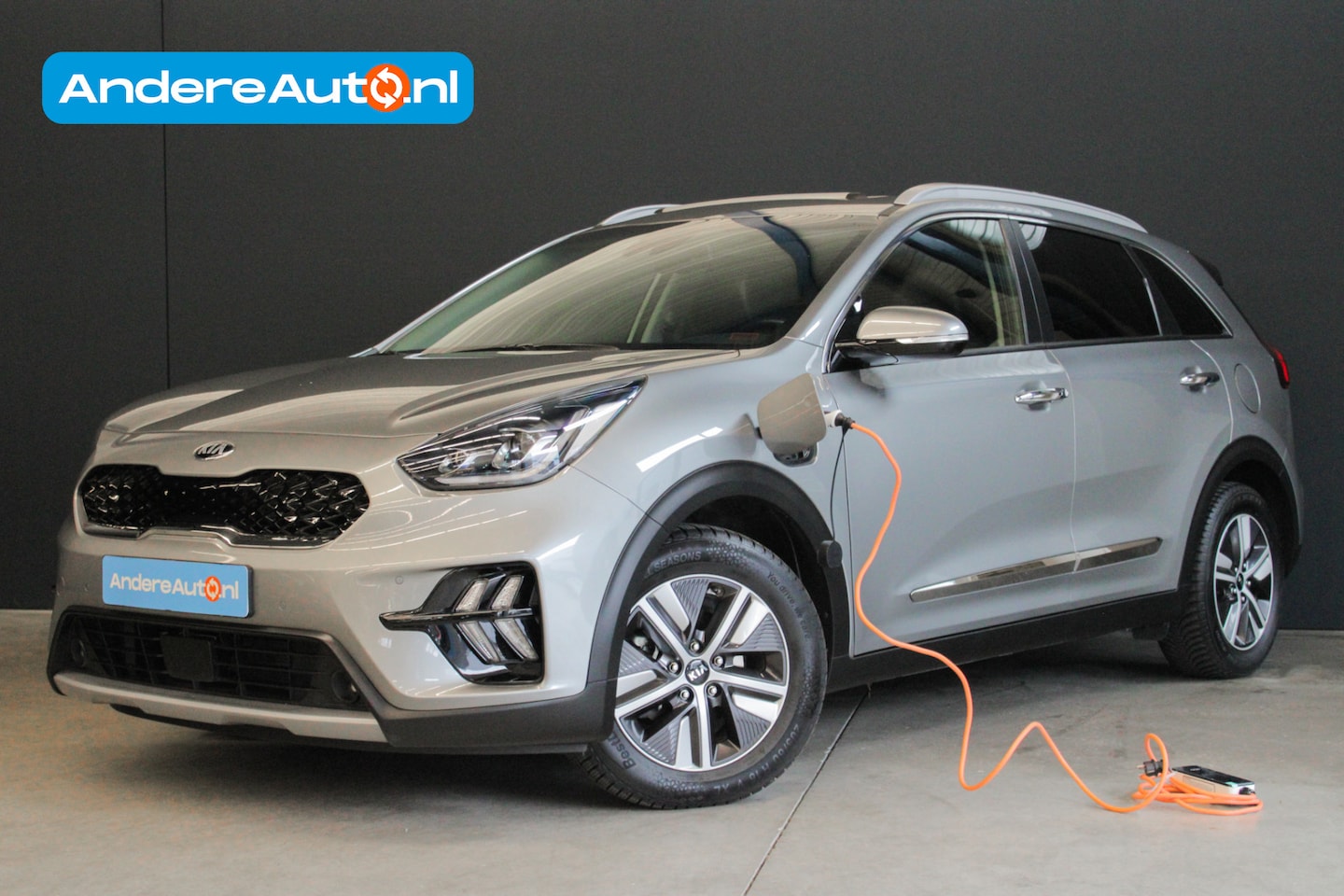 Kia Niro - 1.6 GDi PHEV ExecutiveLine |dealer onderhouden|schuifdak|leder|stoel ventilatie| - AutoWereld.nl