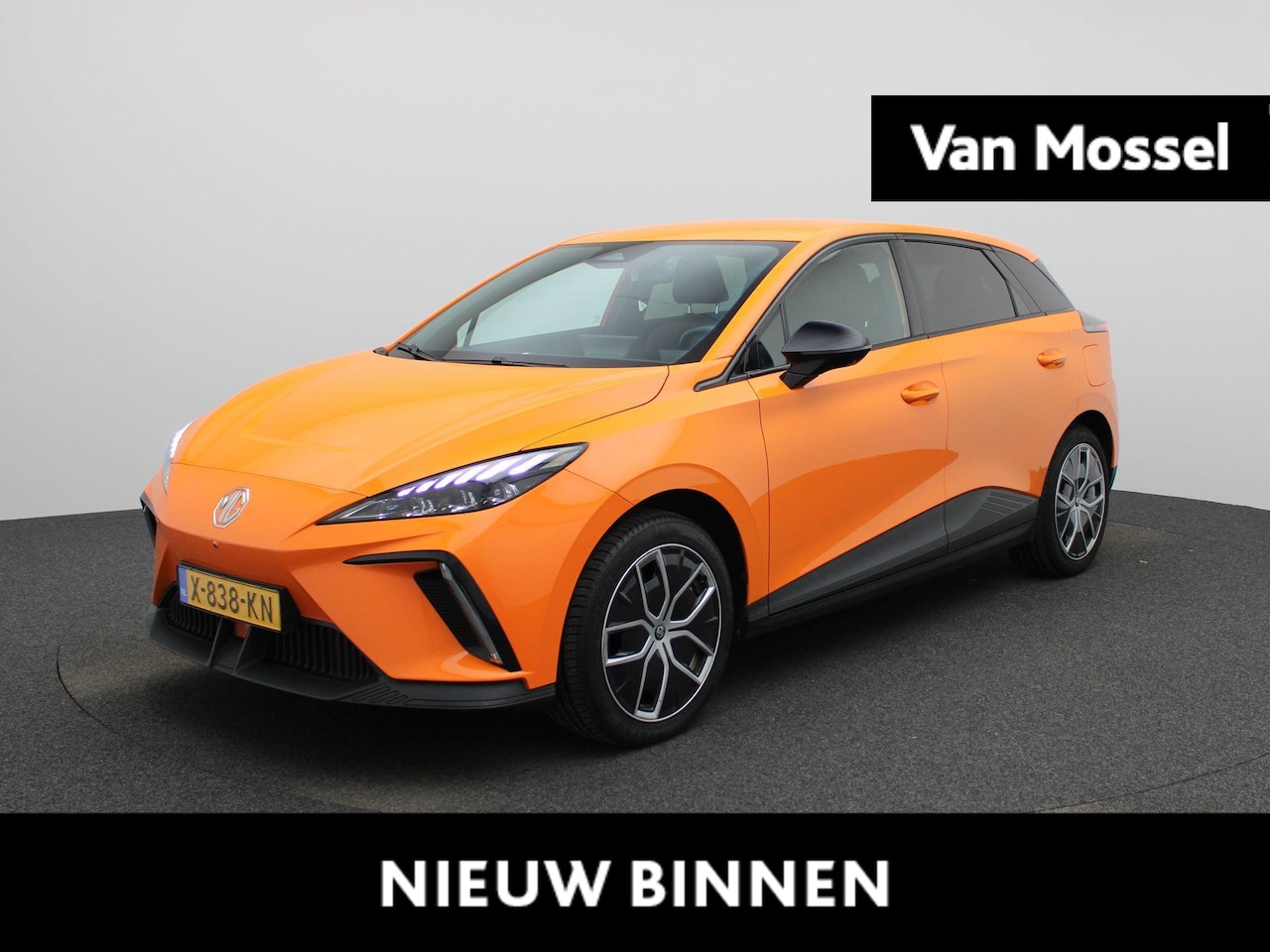 MG MG4 Electric - Luxury 64 kWh - AutoWereld.nl
