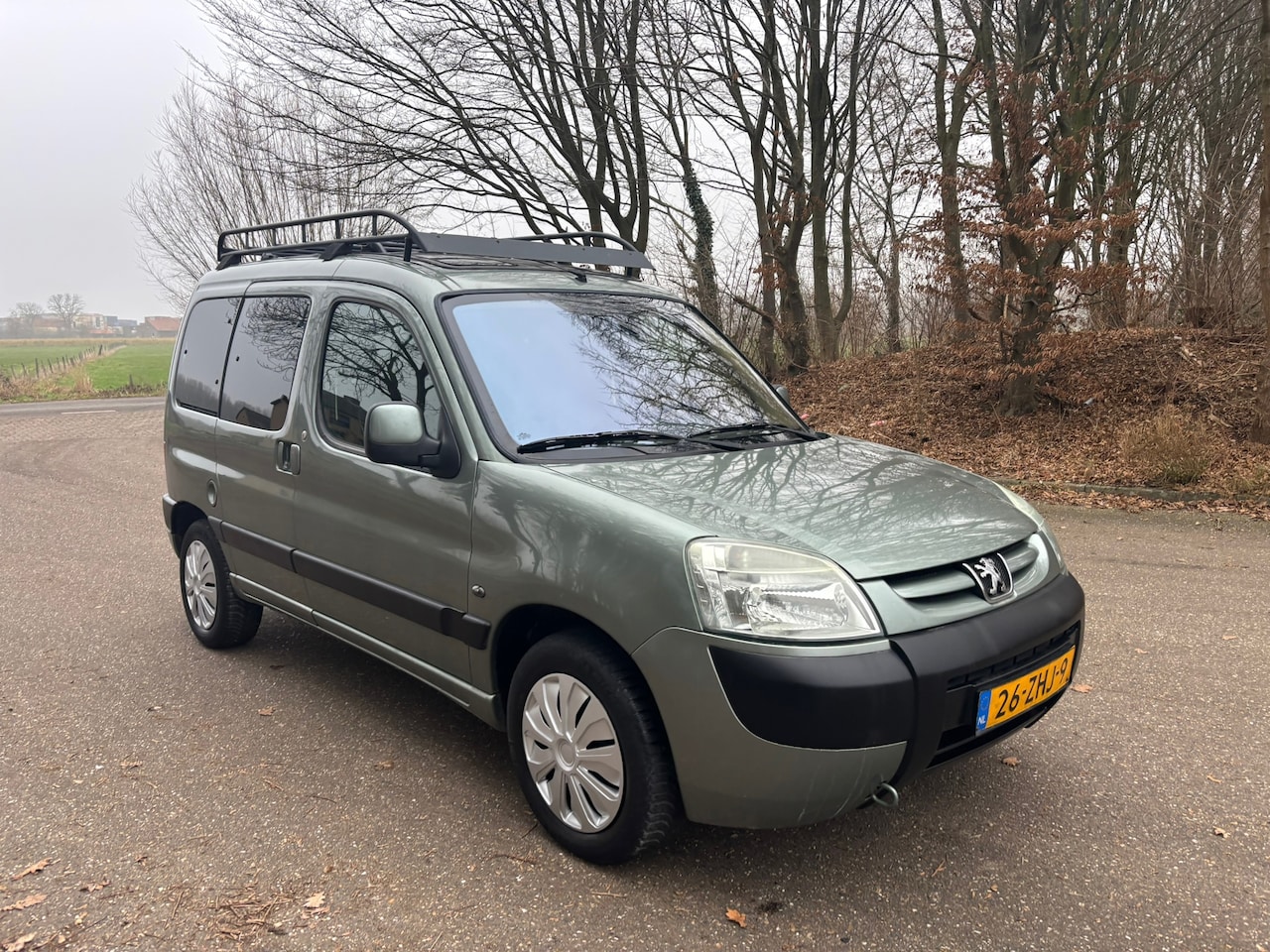 Peugeot Partner MPV - 1.6-16V Zenith 3 | Benzine | APK 11-2026 - AutoWereld.nl
