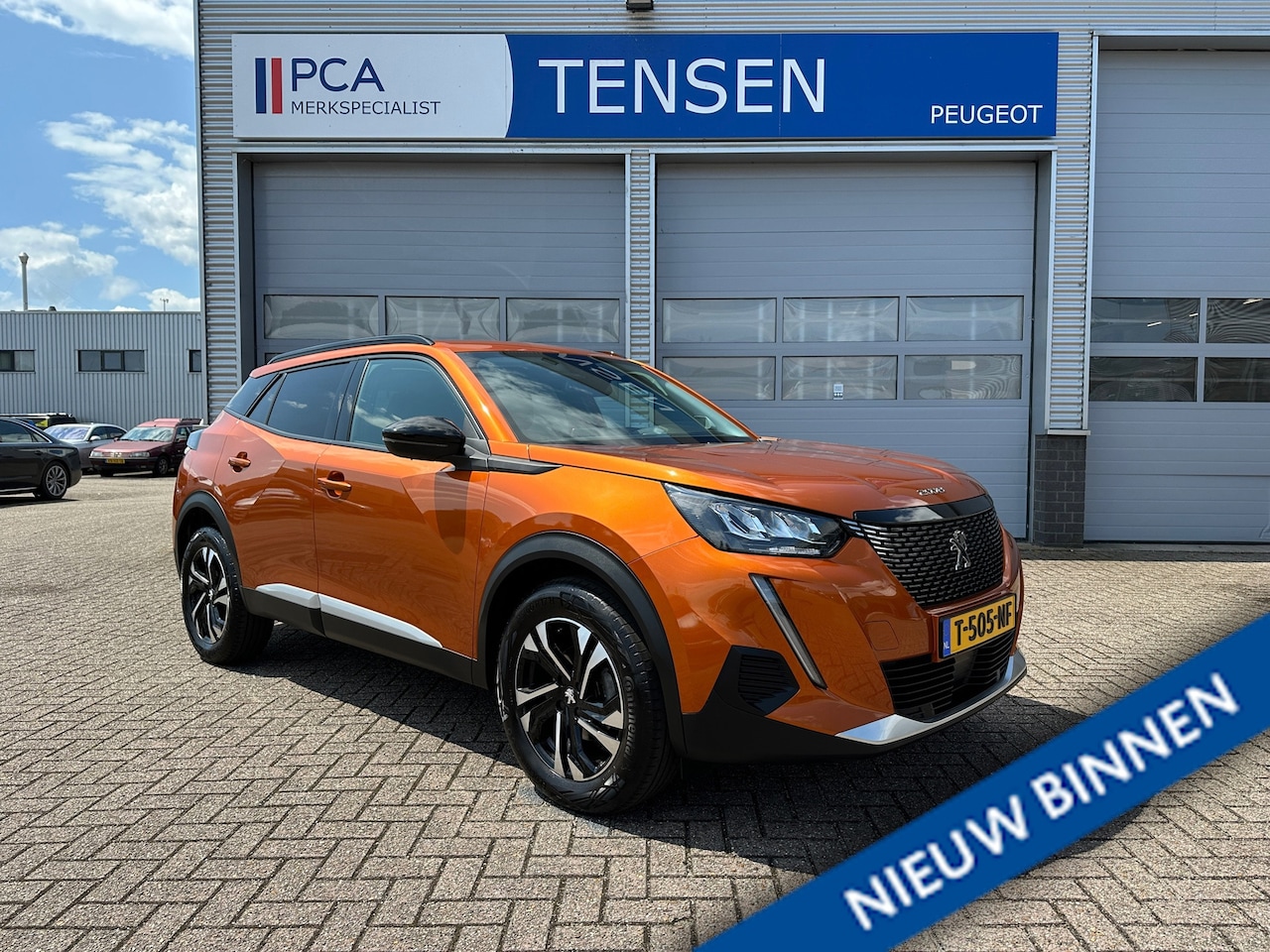 Peugeot 2008 - 1.2 PureTech 130PK Automaat | Allure Pack | Camera | Adaptive Cruise control | Stoelverwar - AutoWereld.nl