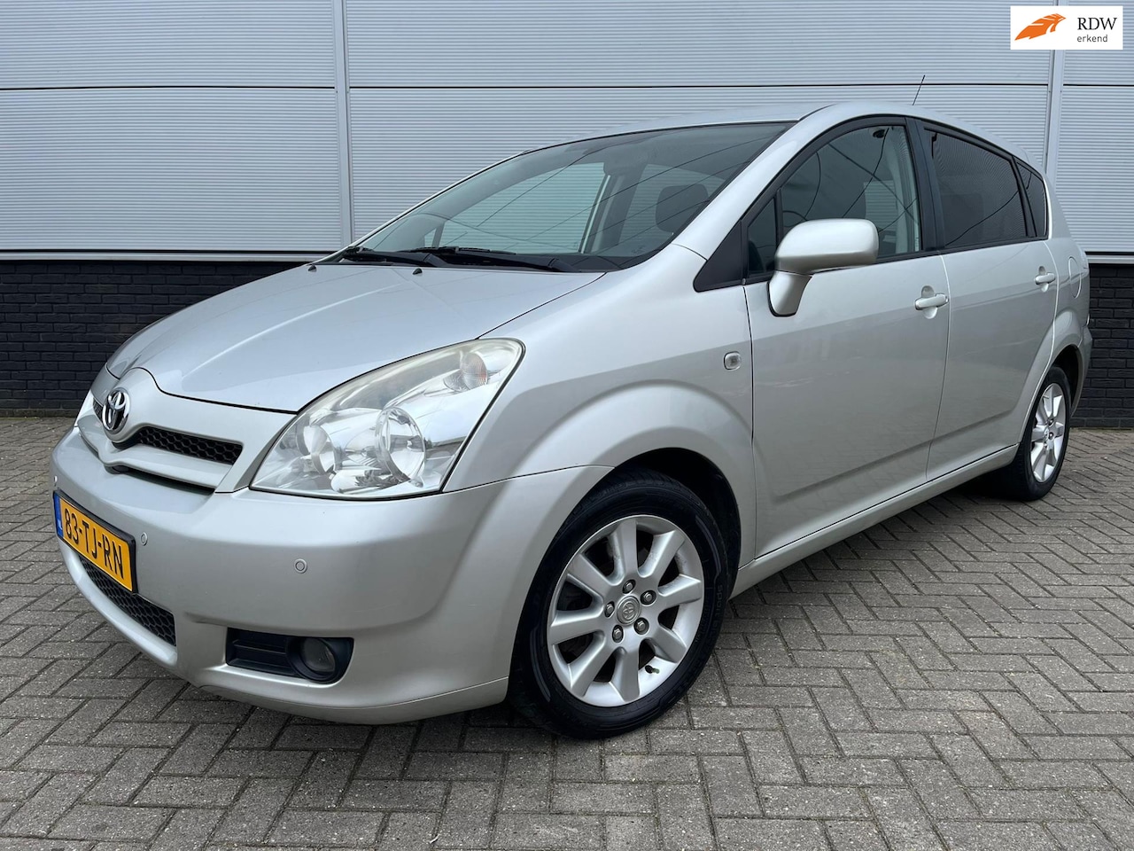 Toyota Verso - 1.6 VVT-i Dynamic clima - cruise control - trekhaak - isofix - lm velgen - privacy glass - - AutoWereld.nl