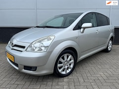 Toyota Verso - 1.6 VVT-i Dynamic clima - cruise control - trekhaak - isofix - lm velgen - privacy glass