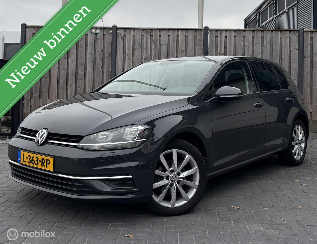Volkswagen Golf - 1.0 TSI Trendline/Navi/Carplay/Trekhaak/ - AutoWereld.nl