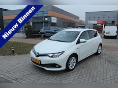 Toyota Auris - 1.8 Hybrid Dynamic Clima-Cruise-Navi-Camera Trekhaak 41.000 Km