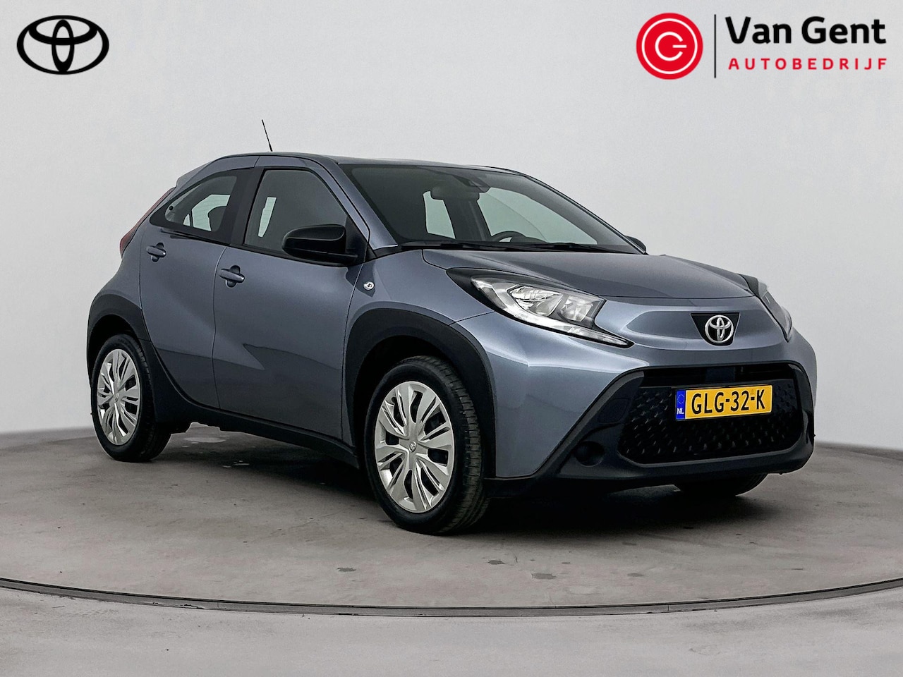 Toyota Aygo X - 1.0 VVT-i S-CVT Play | Apple Carplay / Android Auto | Adaptive Cruise | Airco | Camera | R - AutoWereld.nl