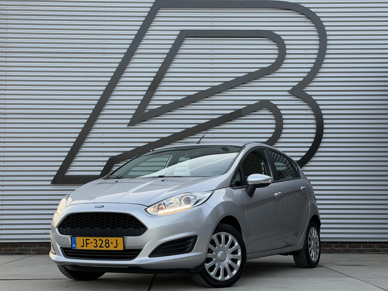 Ford Fiesta - 1.0 Style Airco,Elektr. Ramen,Weinig KM,Dealer Onderhouden,N.A.P,APK tot 07-2026 - AutoWereld.nl