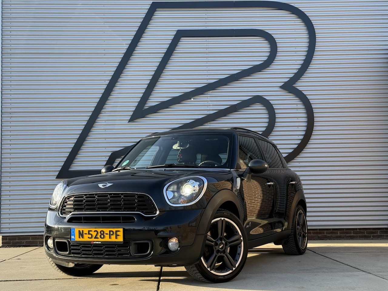 MINI Countryman - Mini 1.6 Cooper S ALL4 Chili Navi,Pano,Clima,Cruise,PDC,Stoelverwarming,Leder,APK tot 06-2 - AutoWereld.nl