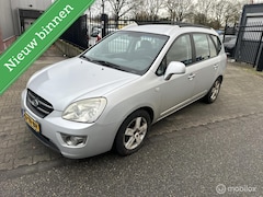 Kia Carens - 2.0 CVVT EX