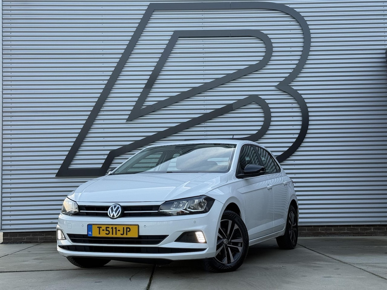 Volkswagen Polo - 1.0 TSI Highline Business R 1e Eigenaar,Navi,Airco,Cruise,PDC V+A,Trekhaak,Bluetooth,Dodeh - AutoWereld.nl