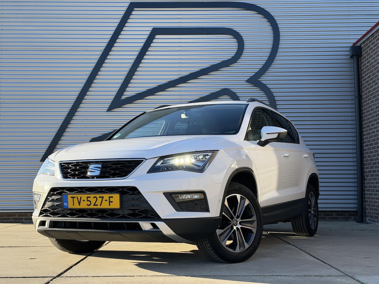 SEAT Ateca - 1.5 TSI Style Business Intense 1e Eigenaar,150 PK,Navi,Camera,Cruise,Clima,PDC,Apple Carpl - AutoWereld.nl