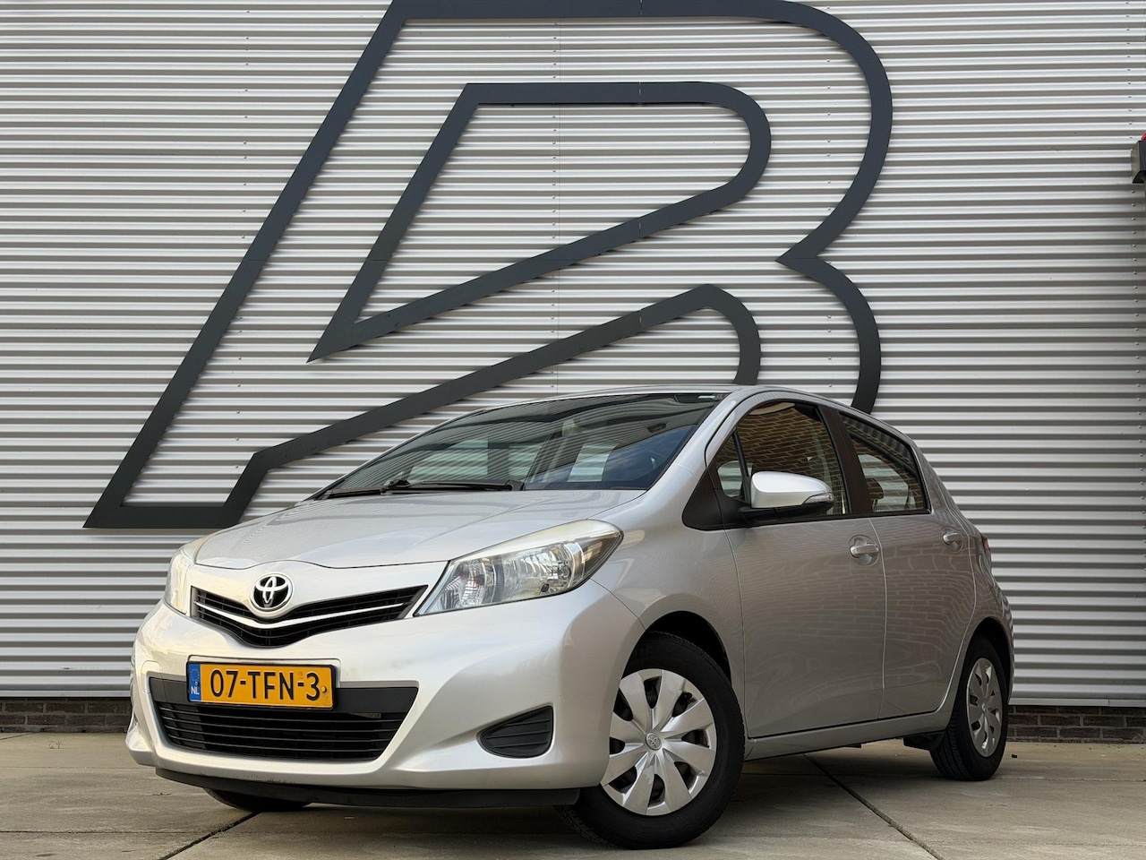Toyota Yaris - 1.0 VVT-i Aspiration Navi,Camera,Cruise,Clima,Bluetooth,Elektr Ramen,N.A.P,APK tot 02-2027 - AutoWereld.nl