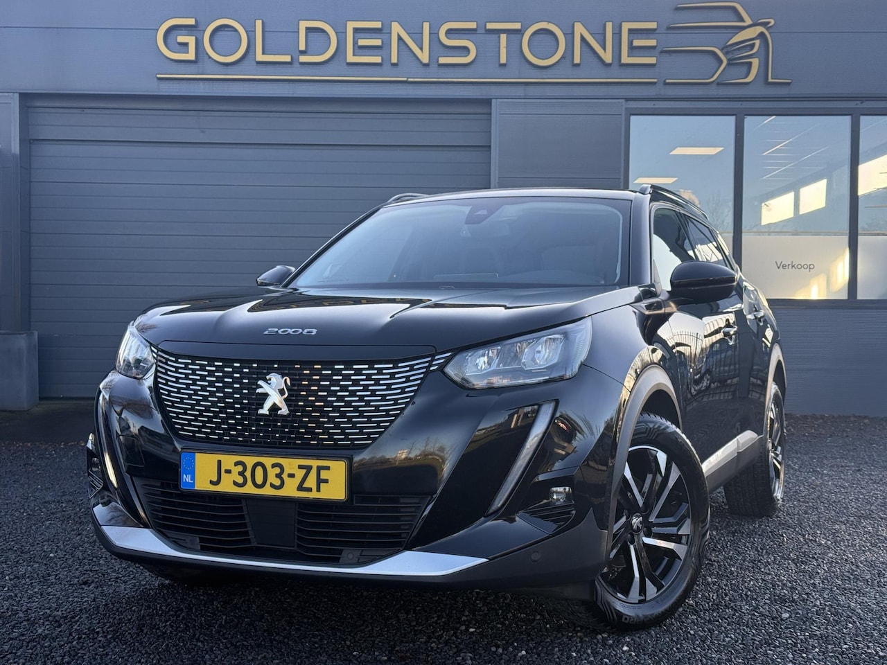 Peugeot 2008 - 1.2 PureTech Blue Lease Allure 1e Eigenaar,Camera,Navi,Clima,Cruise,Halfleder,6 Bak,Pdc V+ - AutoWereld.nl