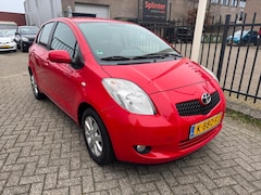 Toyota Yaris - 1.3 VVTi Sol MMT AUTOMAAT, AIRCO