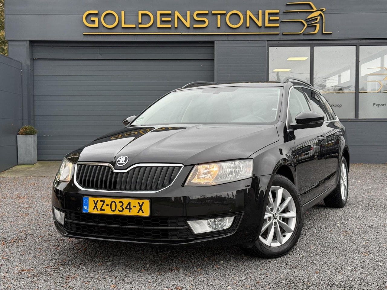 Skoda Octavia Combi - 1.2 TSI Greentech Style Navi,110pk,Clima,Cruise,PDC V+A,Stoelverwarming,Bluetooth,6 Bak,AP - AutoWereld.nl