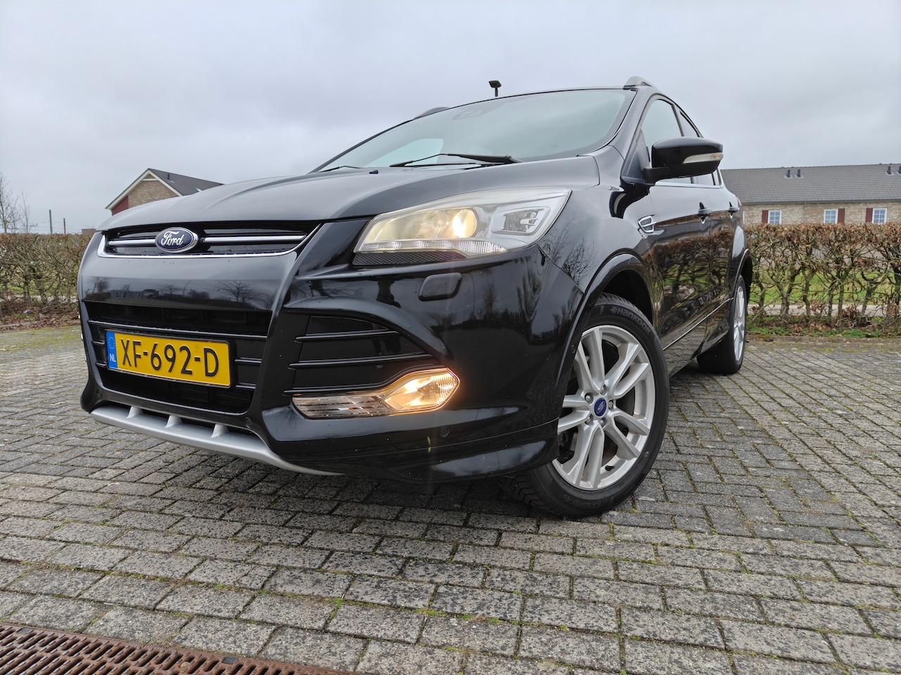 Ford Kuga - 1.6 Titanium Plus 150PK Turbo AWD 2014 PANO TREKHAAK ACC VOL - AutoWereld.nl