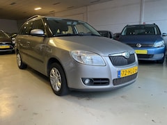 Skoda Fabia Combi - 1.4-16V Ambiente zeer nette auto