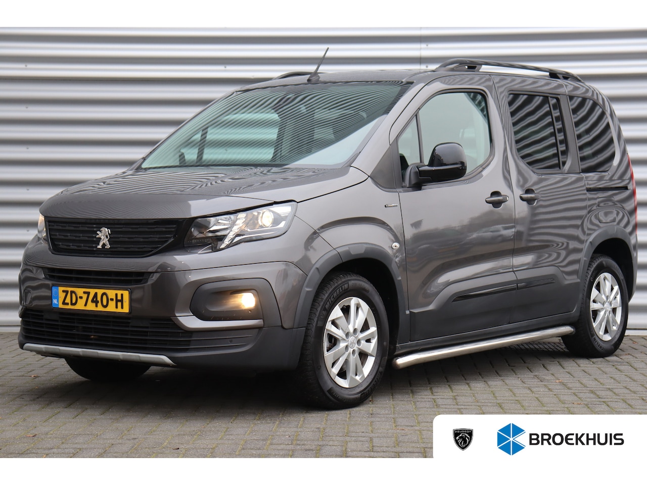 Peugeot Rifter - 1.2 PURETECH 130PK GT-LINE / NAVI / CLIMA / LED / PDC / 17" LMV / CAMERA / TREKHAAK / SIDE - AutoWereld.nl