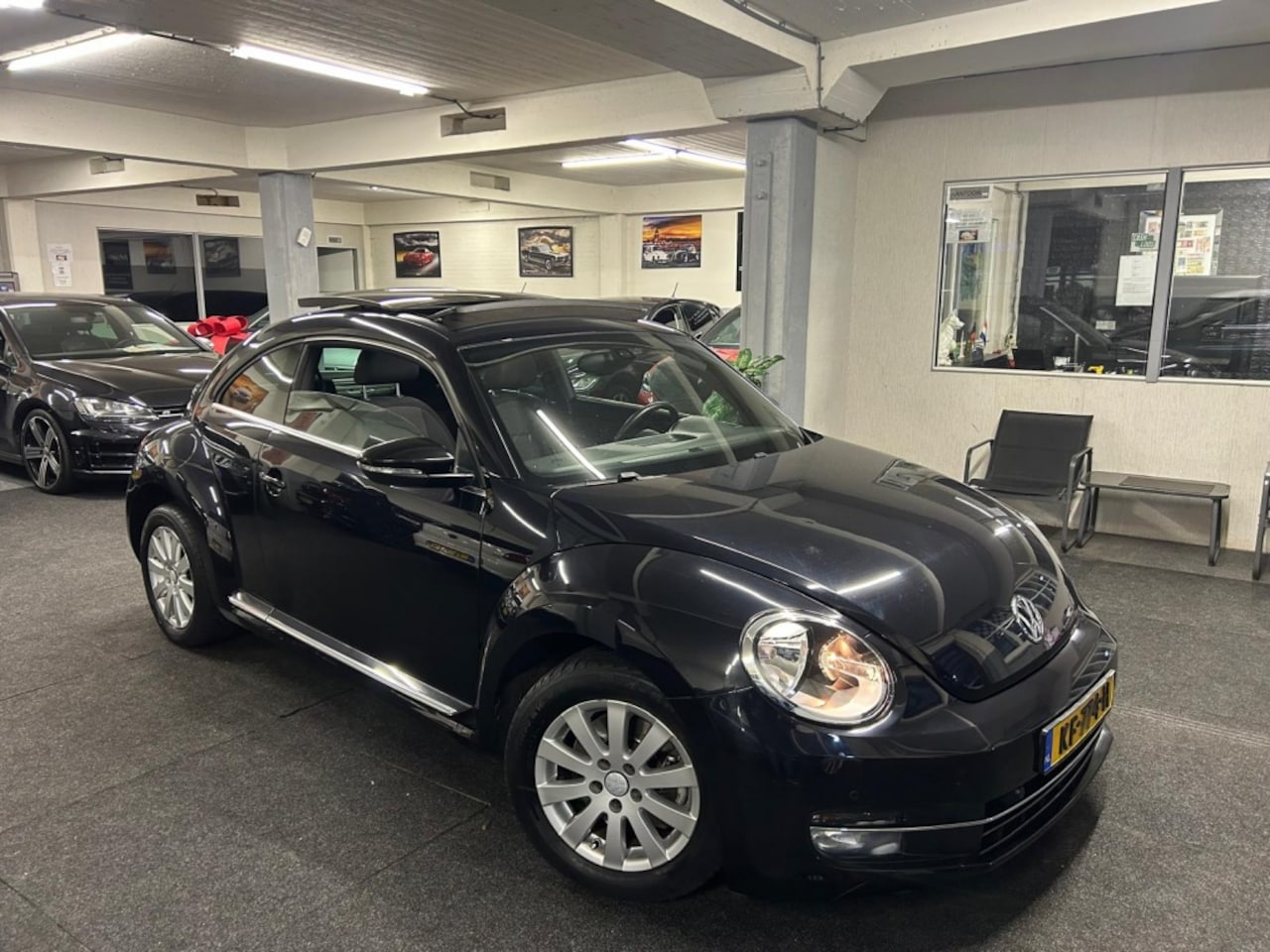 Volkswagen Beetle - 1.4 TSI *PANO*Nette auto*NAVI*Clima - AutoWereld.nl