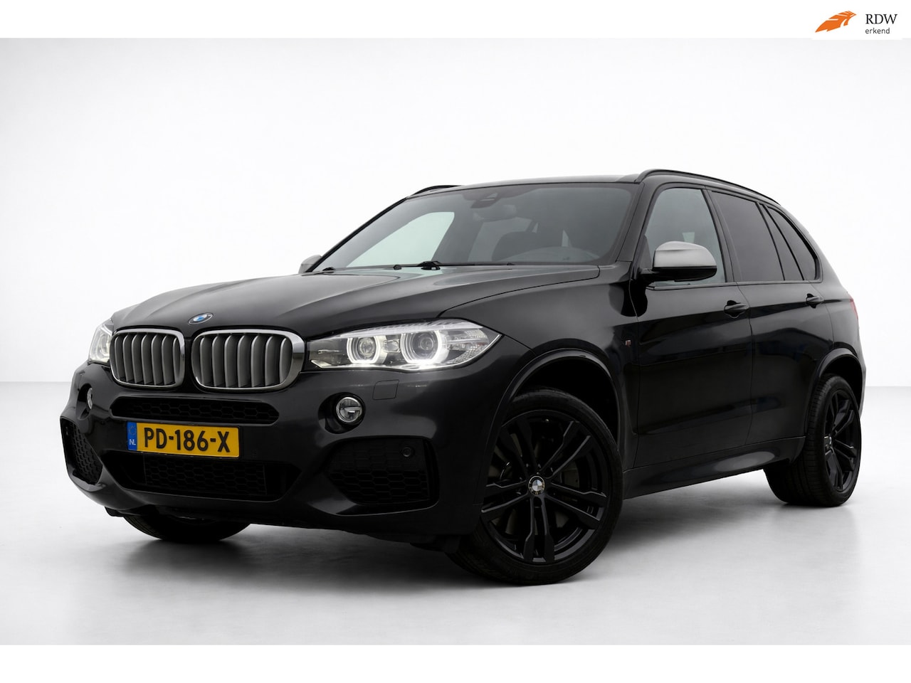 BMW X5 - M50D | Xdrive | Pano | 360-Camera | Harman Kardon - AutoWereld.nl