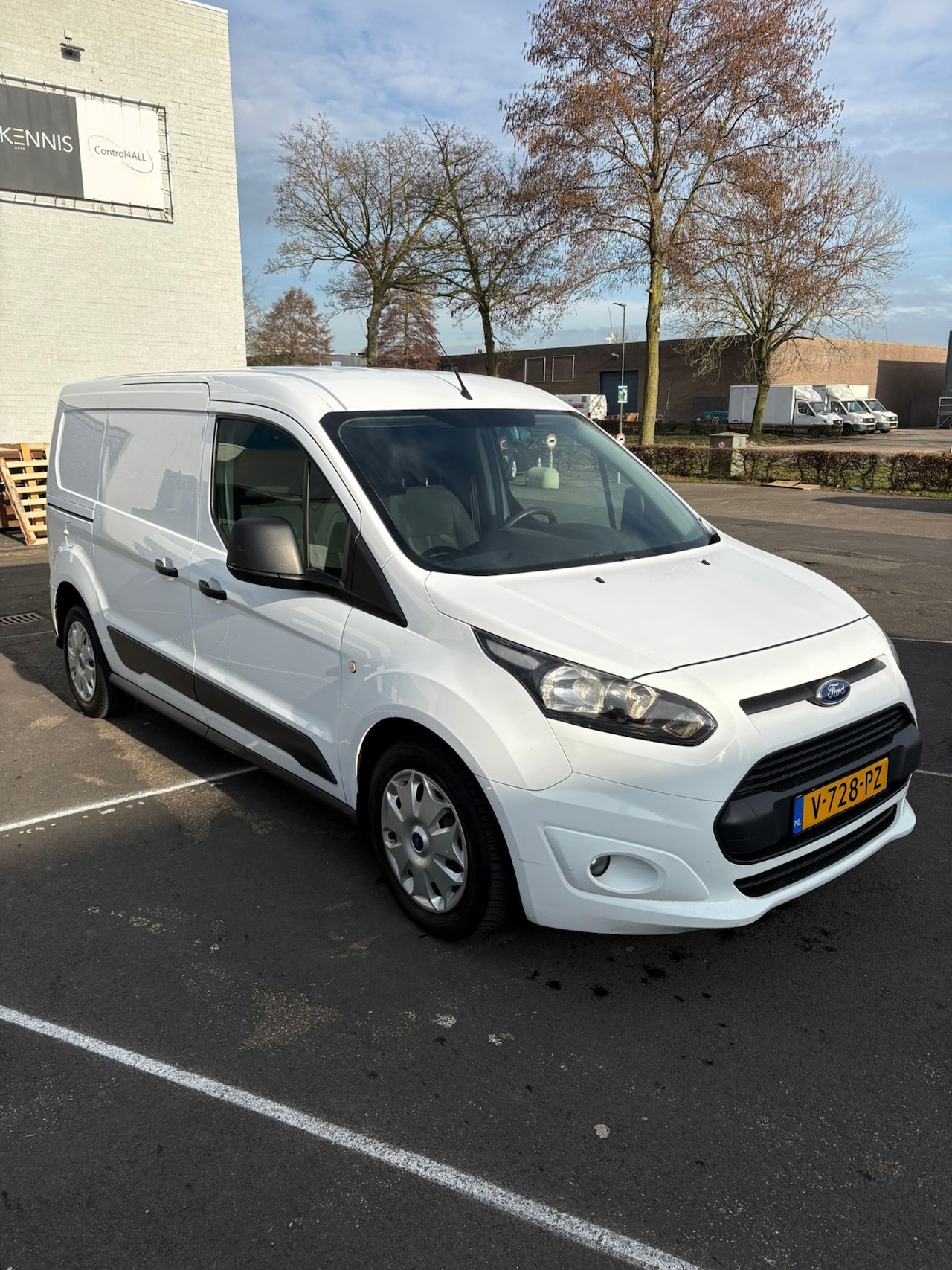 Ford Transit Connect - 1.6 TDCI L2 Ambiente 1.6 TDCI L2 Ambiente - AutoWereld.nl