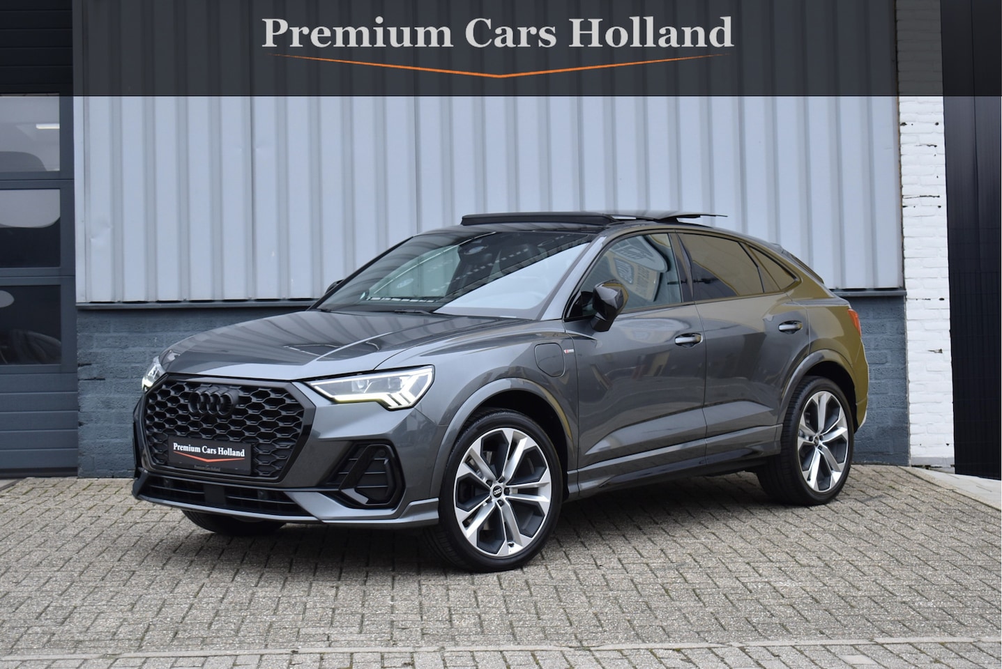 Audi Q3 Sportback - 45 TFSI e S-Line 245 Pk Pano Sfeer Keyless Camera Navi Full Led 20 Inch - AutoWereld.nl