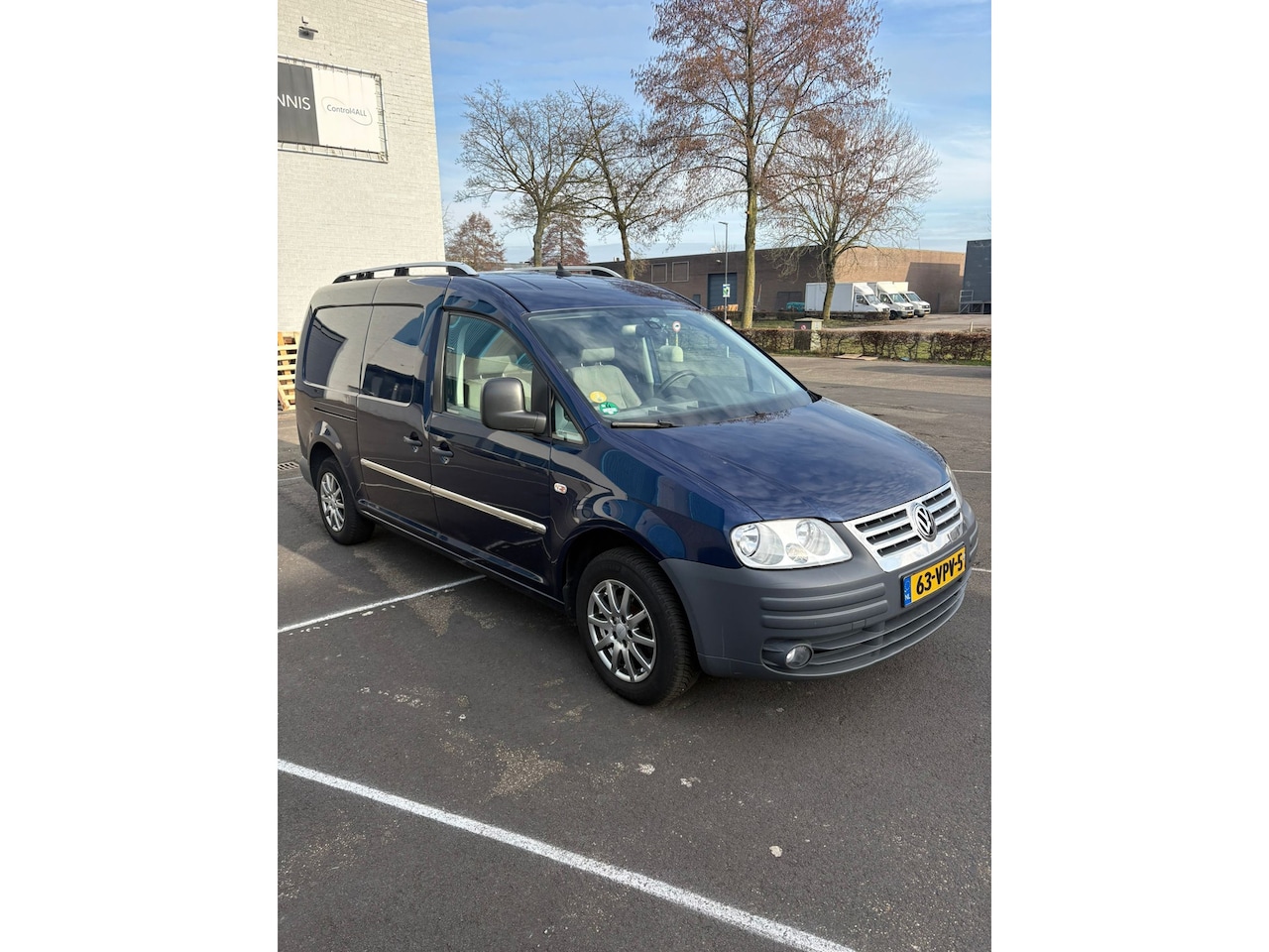 VOLKSWAGEN CADDY MAXI 77 KW BESTEL 1,9 TDI AUT