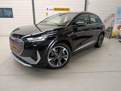 Audi Q4 e-tron - 55 quattro S Edition 82 kWh Airconditioning (automatisch) | Audiosysteem | Adaptive cruise