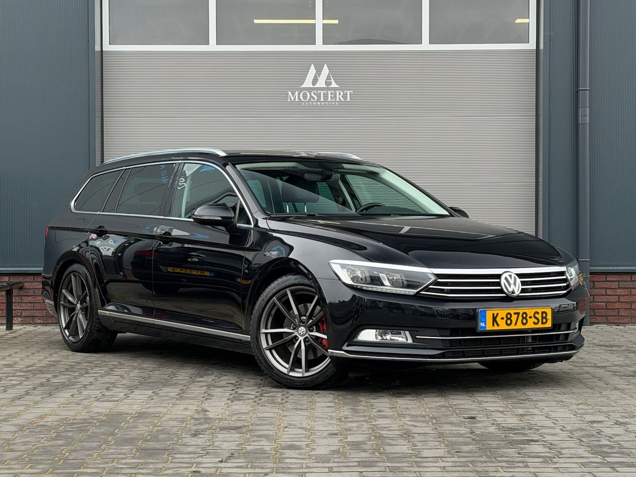 Volkswagen Passat Variant - 1.8 TSI/179PK Business Edition R|2016|Automaat|Dealer|Adaptive Cruise|Trekhaak|Camera|18"L - AutoWereld.nl