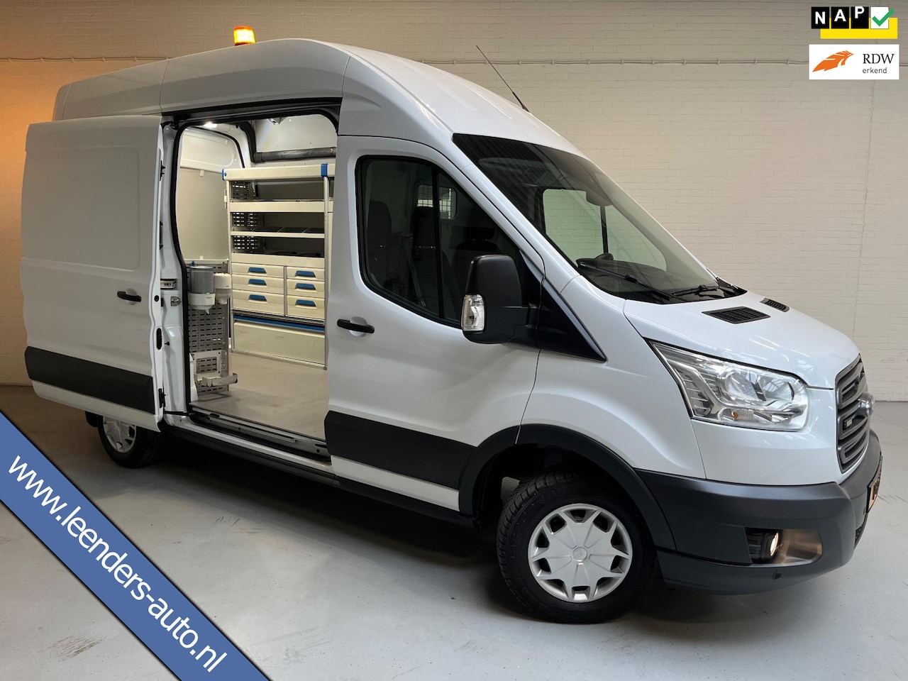 Ford Transit - Servicewagen 310 2.0 TDCI 131pk euro6 L2H3 Trend 3Persoons, Sortimo Inrichting, Trekhaak, - AutoWereld.nl