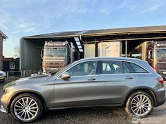Mercedes-Benz GLC-klasse - 220d 170pk 9-traps aut + f1 4Matic AMG - pano - nap - navi - camera - 20 inch - trekh - el