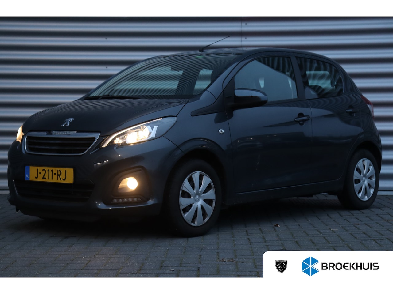 Peugeot 108 - 1.0 E-VTI 72PK 5-DRS ACTIVE / AIRCO / LED / BLUETOOTH / PACK PREMIUM / 1E EIGENAAR  !! - AutoWereld.nl