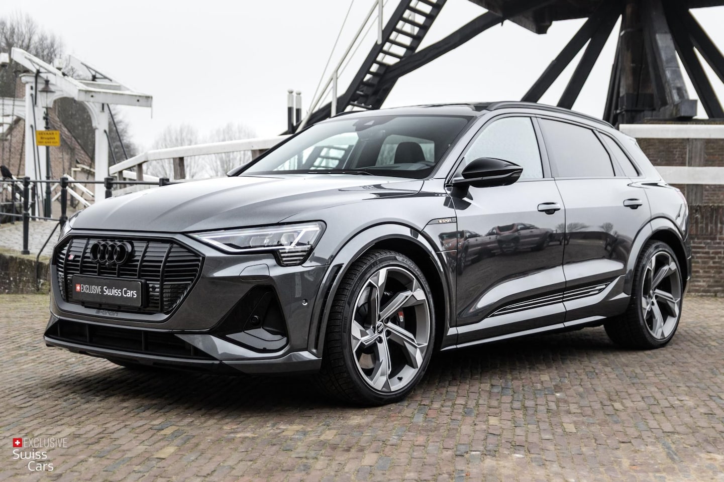 Audi e-tron - S € 45.450,- Ex Btw|Full opt.|Head-up|Pano|Luchtv.|Stuurverw.|RS-zetels - AutoWereld.nl