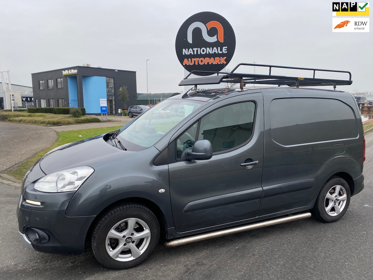 Peugeot Partner - 2015 * 120 1.6 e-HDI L1 Navteq 2Tronic * AUTOMAAT * APK * - AutoWereld.nl