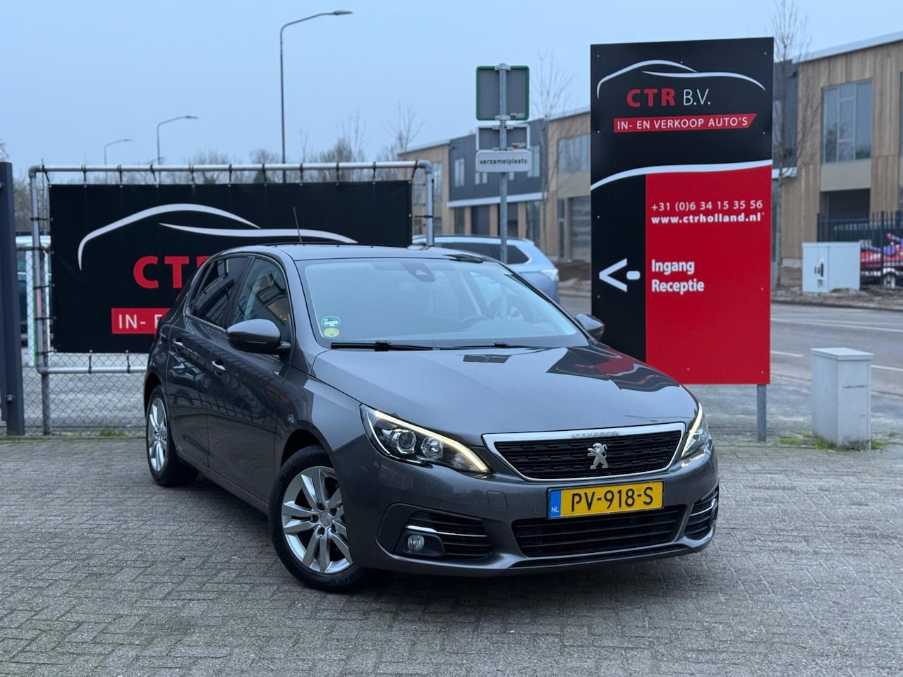 Peugeot 308 - 1.6 BlueHDi Executive 5D (bj 2017) Facelift|LED|NAVI|PANO - AutoWereld.nl