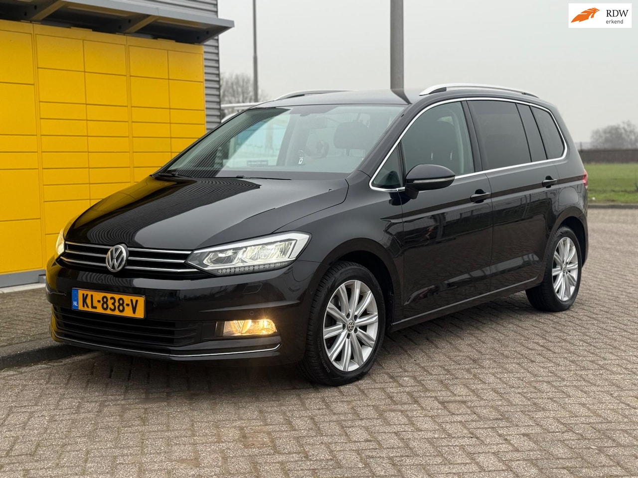 Volkswagen Touran - 2.0 TDI Automaat Highline 7Persoons Xenon Alcantara - AutoWereld.nl