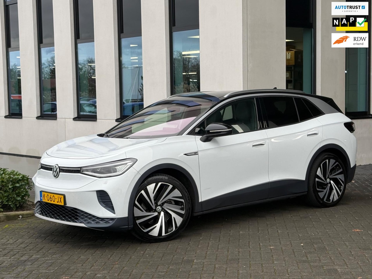 Volkswagen ID.4 - Max 77 kWh, panoramadak, stoelverwarming, 360 camera, soh 94 %,warmtepomp, 1 e eigenaar, N - AutoWereld.nl