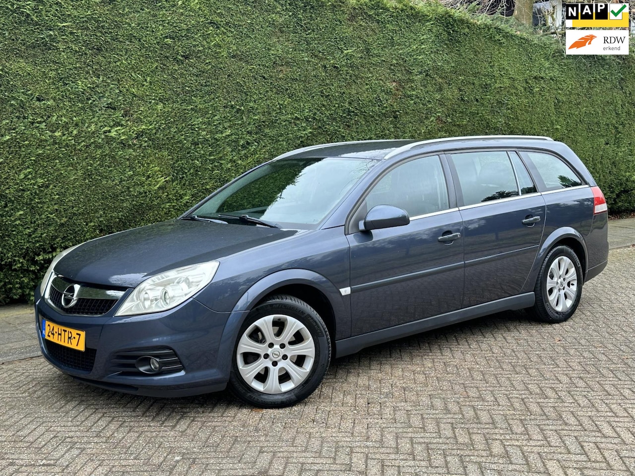 Opel Vectra Wagon - 2.2-16V /6BAK/CRUISE/APKNIEUW/RIJDTGOED!/ - AutoWereld.nl